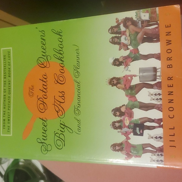 Sweet Potato Queens' Big-Ass Cookbook - Picture 1 of 3